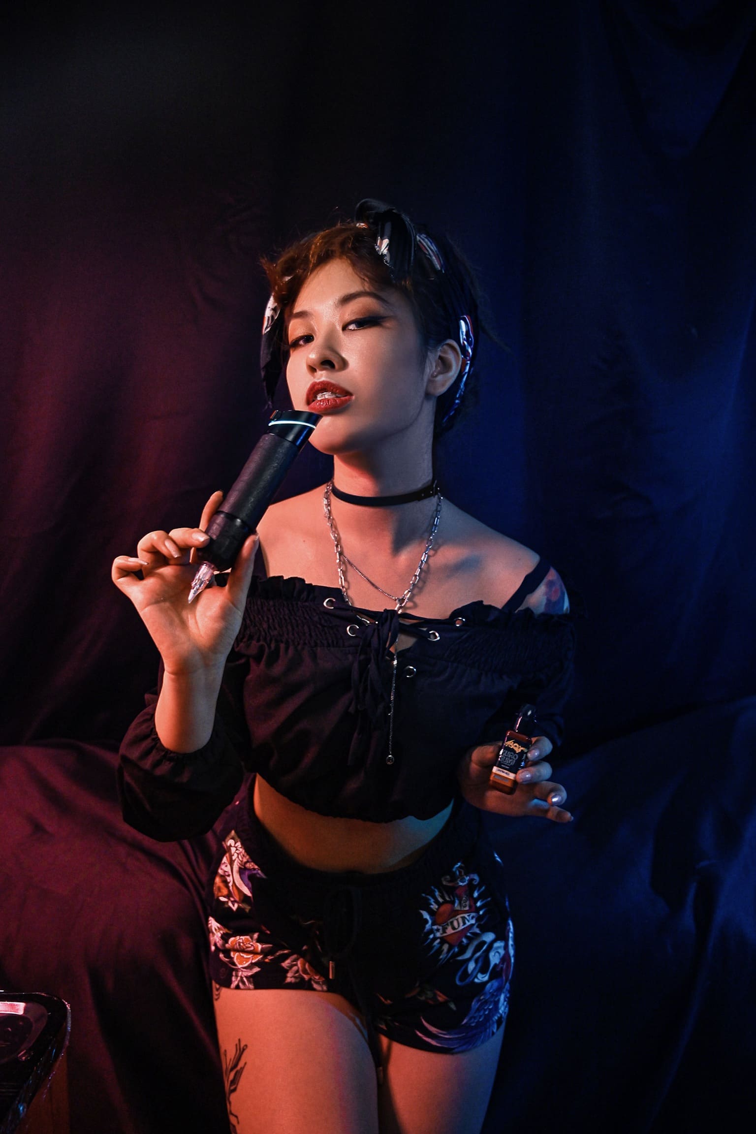 Cathy Xiaonie - Professional Tattoo Artist in Chongqing working on realism tattoo