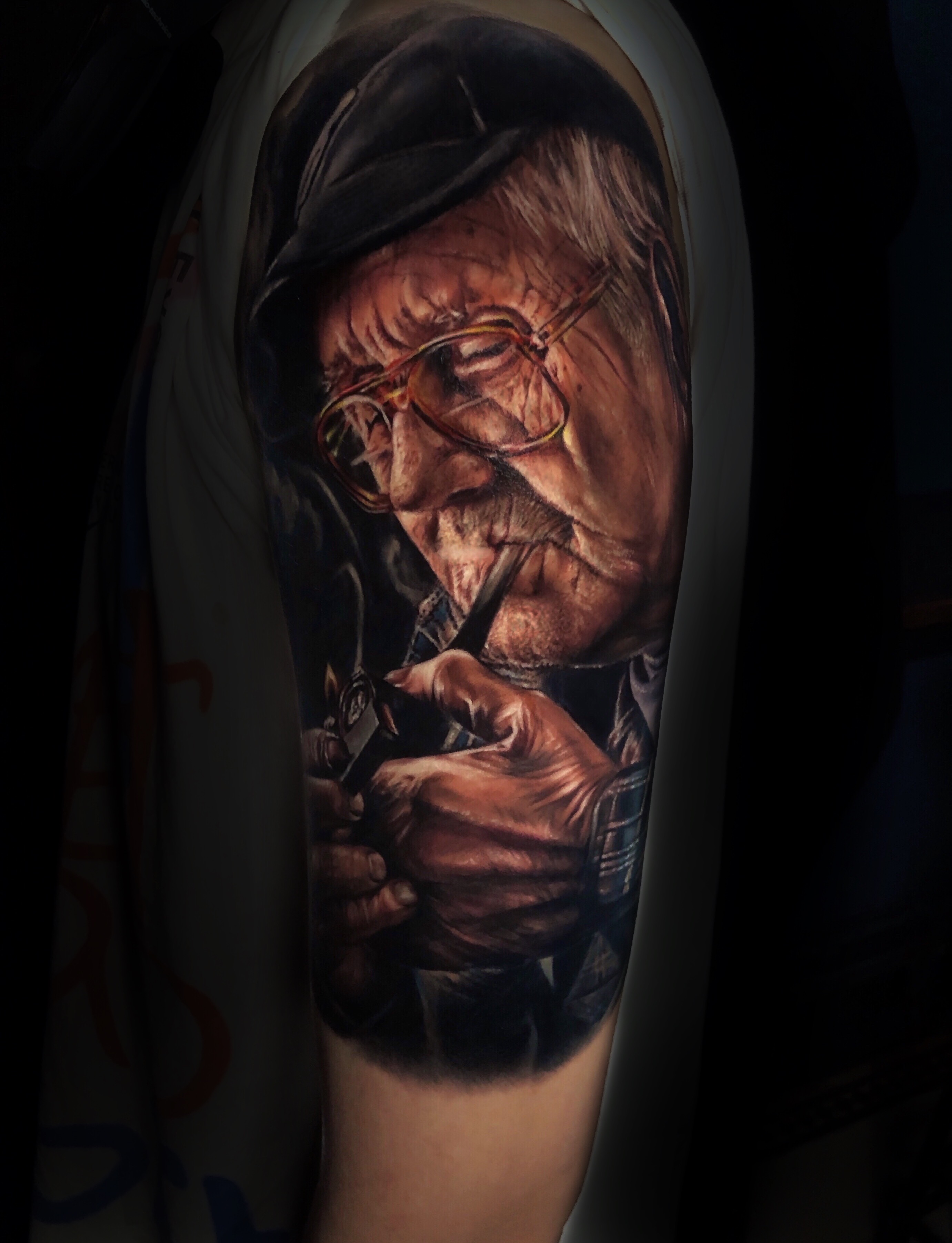 Cathy Realistic Old Man Portrait Tattoo - Hyper-Detailed Color Aging Skin Ink Art by Cathy Tattoo Chongqing Artist
