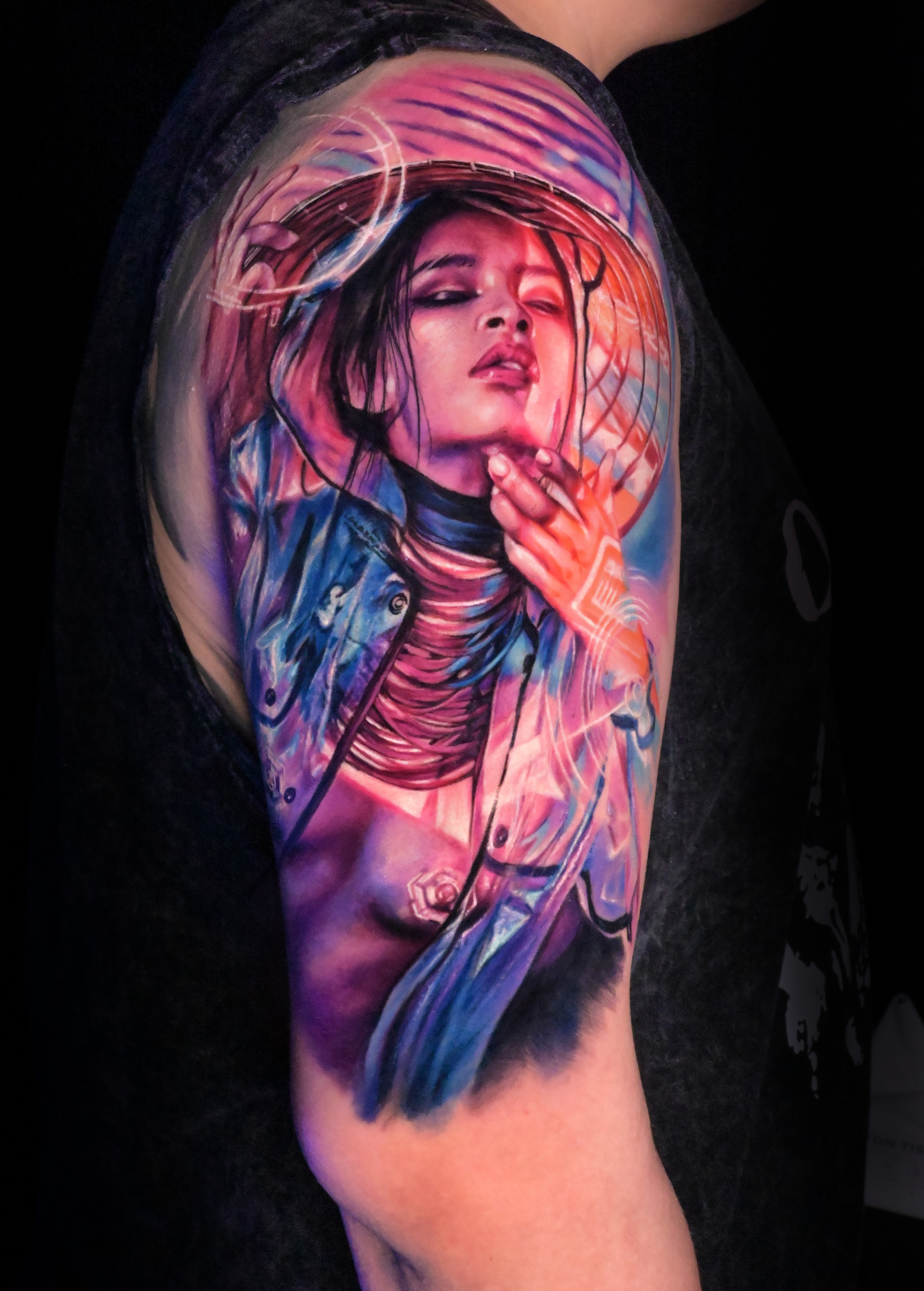 Realistic tattoo artistry by Cathy in Chongqing, featuring QIANTAITOO branding and KURO SUMI ink for precision designs.