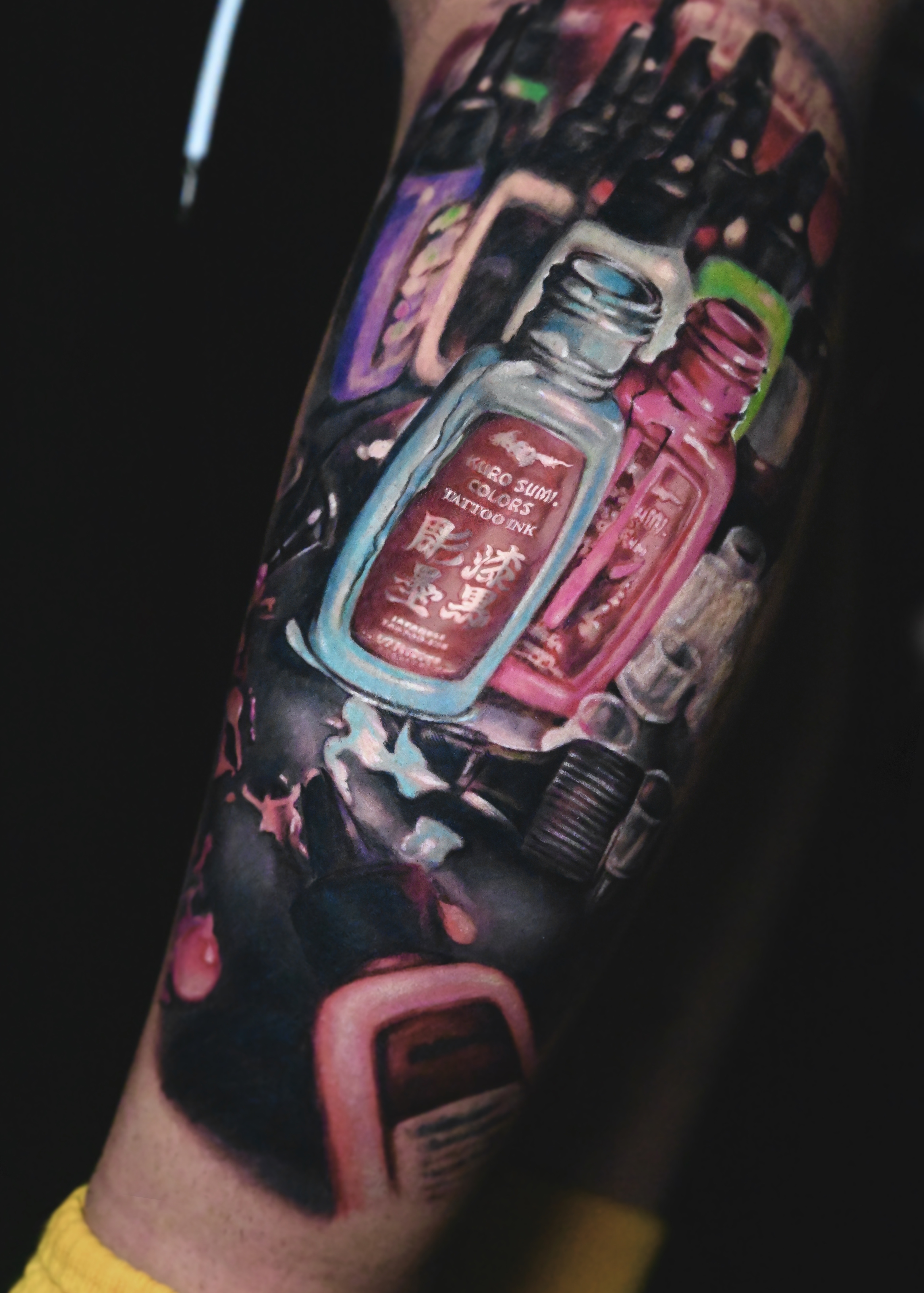 Tattoo color palette and KURO SUMI ink by Cathy Tattoo Chongqing, emphasizing vibrant tattoo designs and professional craftsmanship.