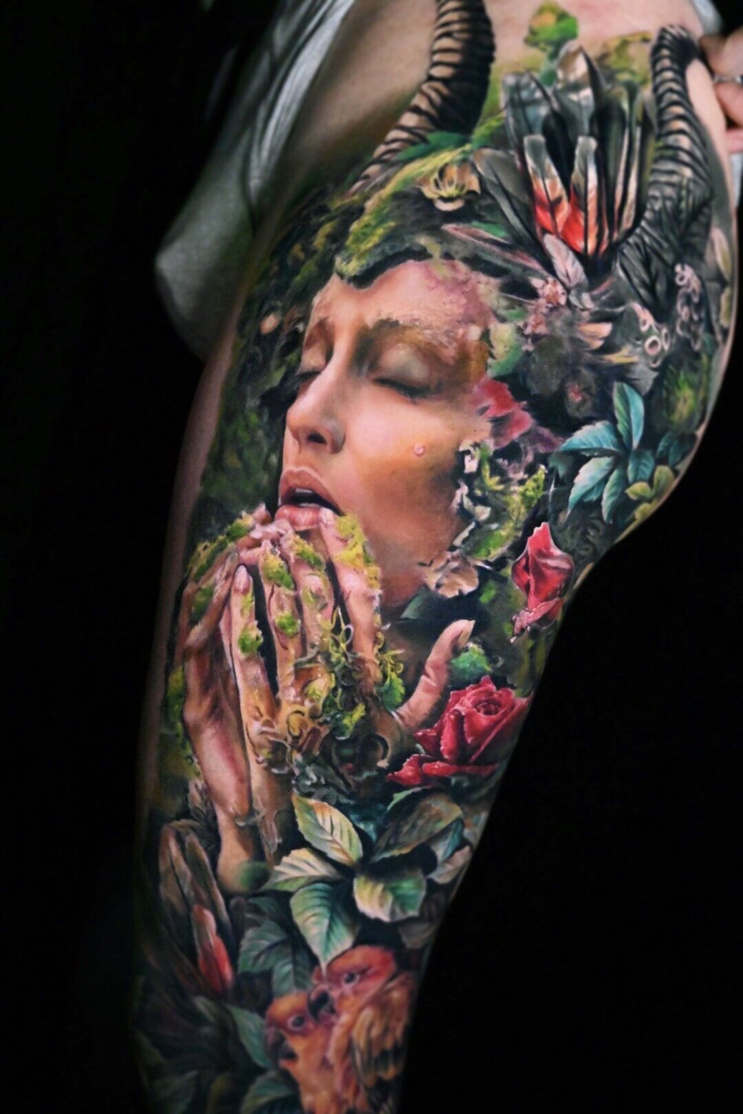 Vibrant color realism leg tattoo by Cathy Xiaonie - Saturated floral sleeve with smooth gradients - Chongqing tattoo artist