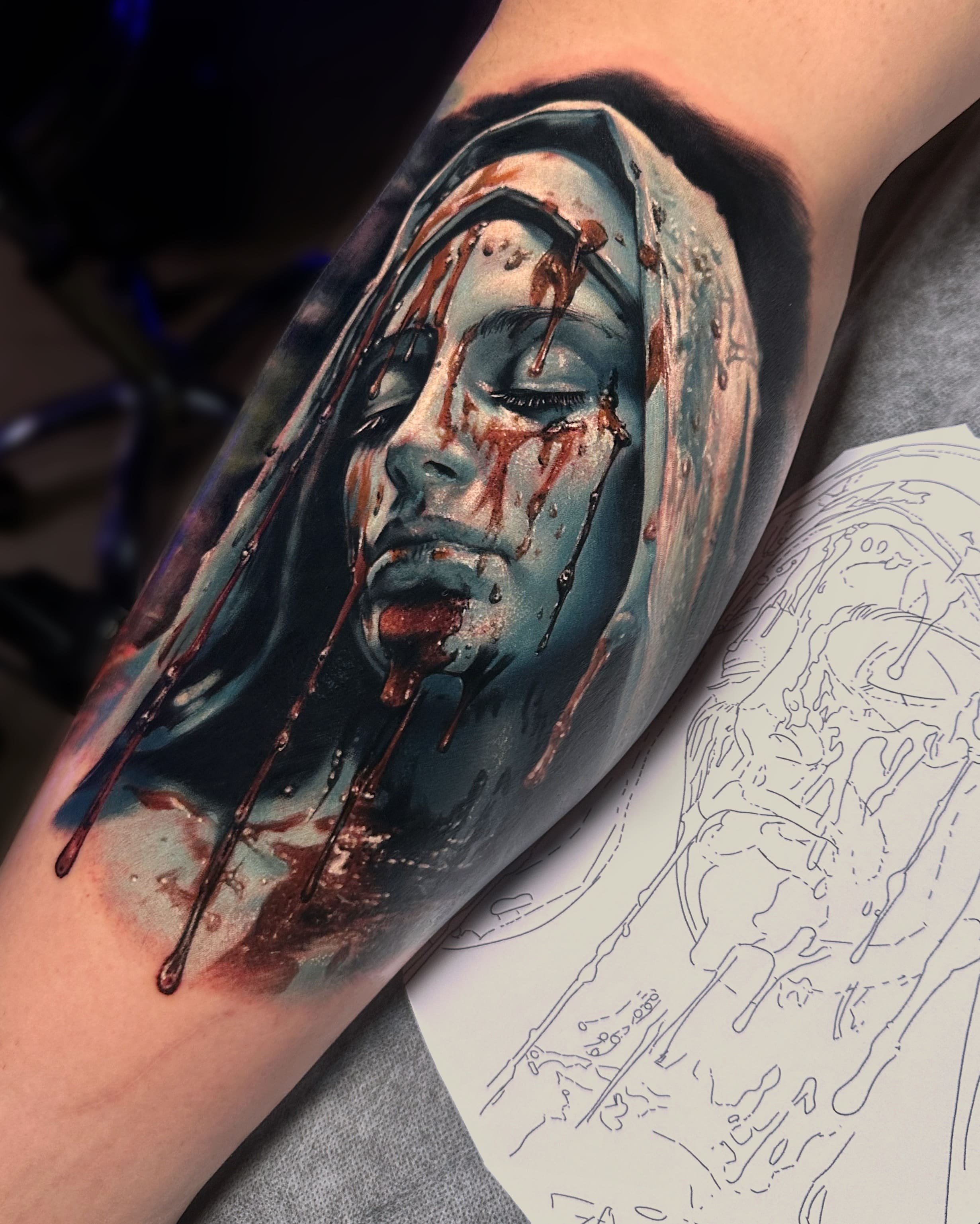 Virgin Mary devotional tattoo by Cathy Xiaonie - Black & gray realism with rosary details - Chongqing religious tattoo specialist